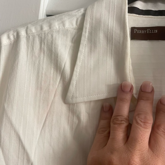 Perry Ellis White On White Textured Pinstripe Long sleeve button down -Size L - Picture 3 of 9